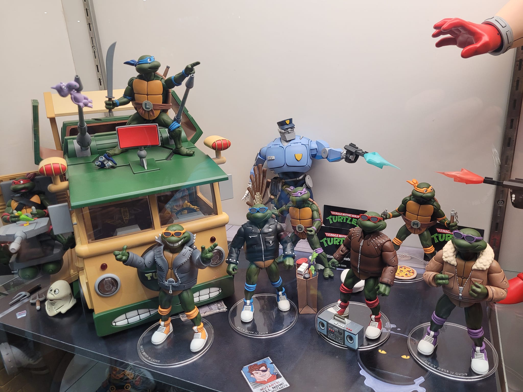 Neca best sale tmnt sdcc