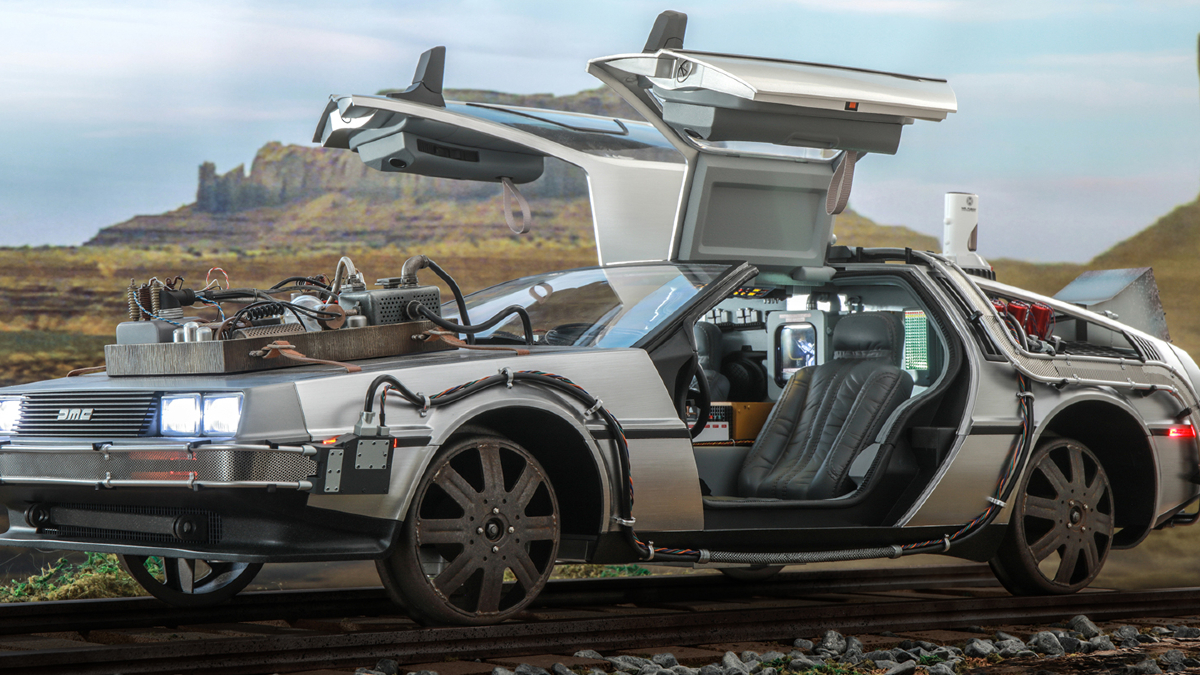 Hot Toys Decks Out The Wild West Back To The Future Iii Delorean