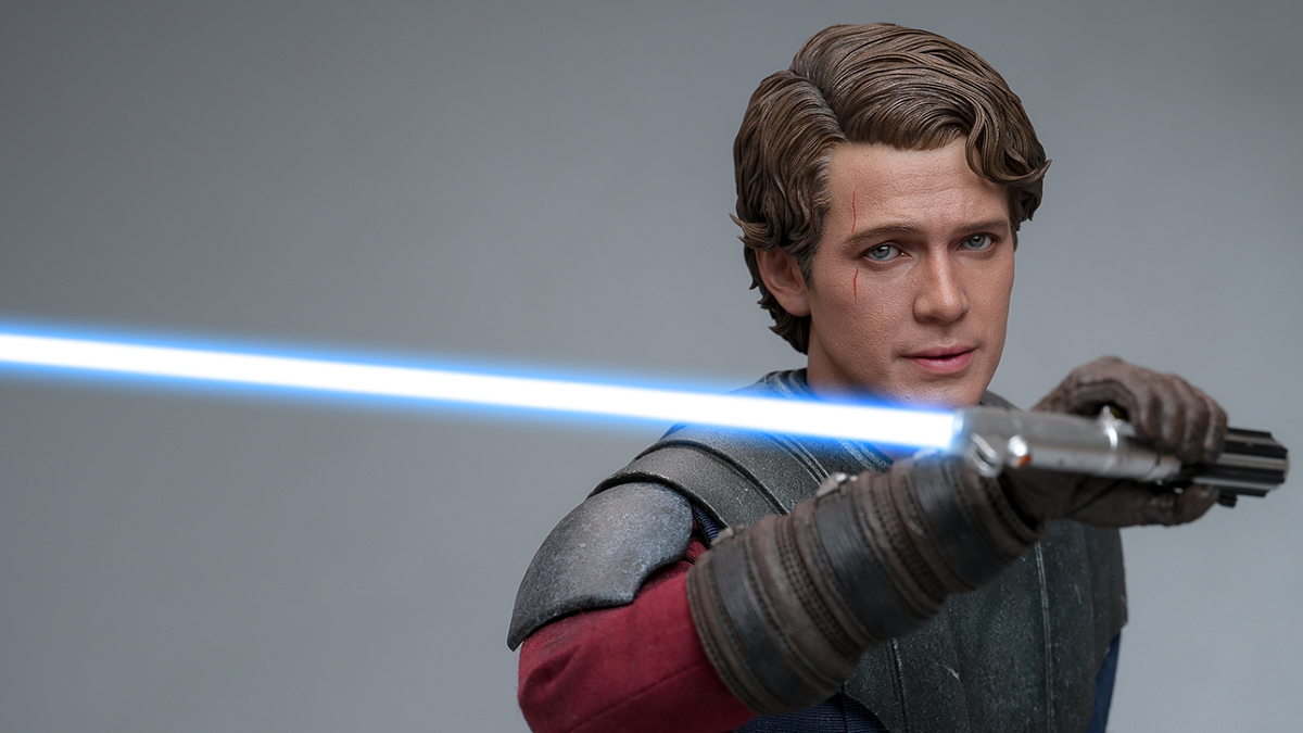 Hayden Christensen's Anakin Do-over Gets Hot Toys Figure