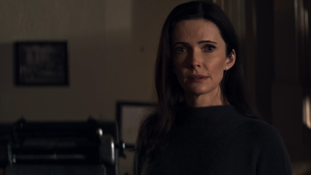 Bitsie Tulloch as Lois Lane in Superman and Lois