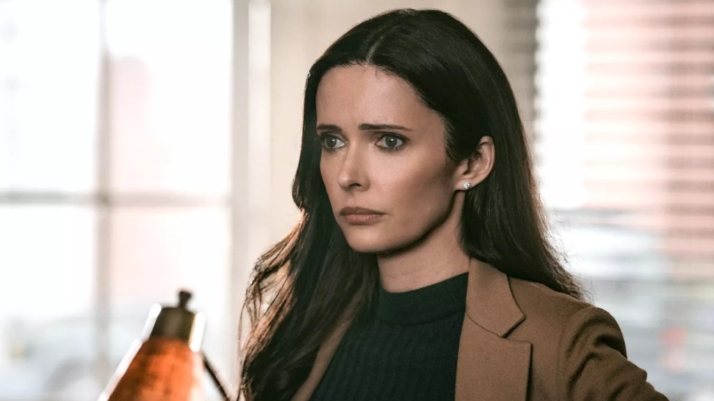 Superman & Lois' Bitsie Tulloch Says Don't Blame James Gunn For Cancellation