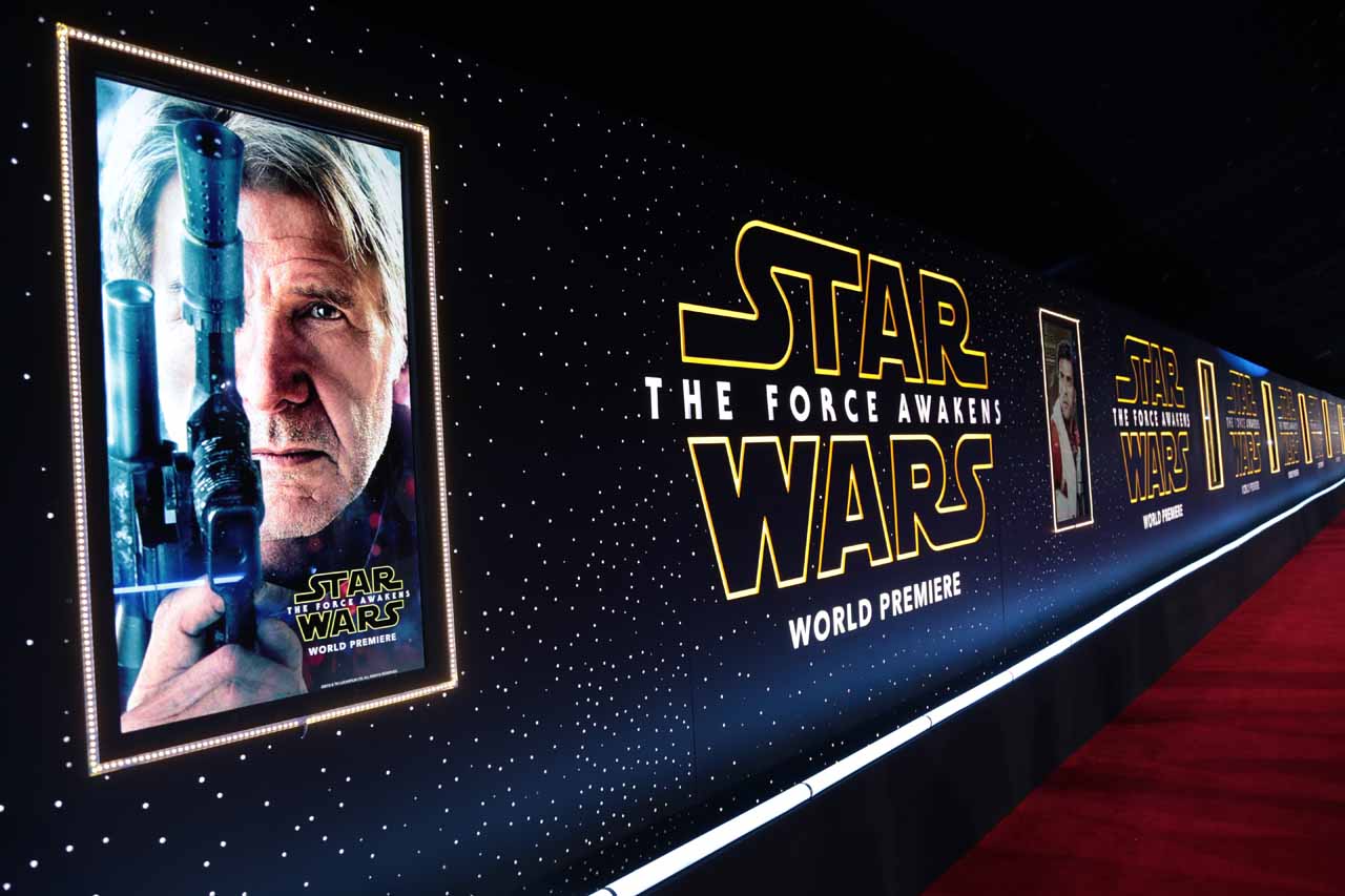 Nearly 100 Photos from the Star Wars The Force Awakens Premiere